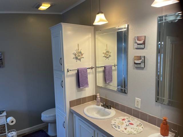 2704 Lindrick Ct. a Winter Haven, FL Mobile or Manufactured Home for Sale
